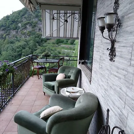 Holiday Via Dello Zucco Villa Regoledo